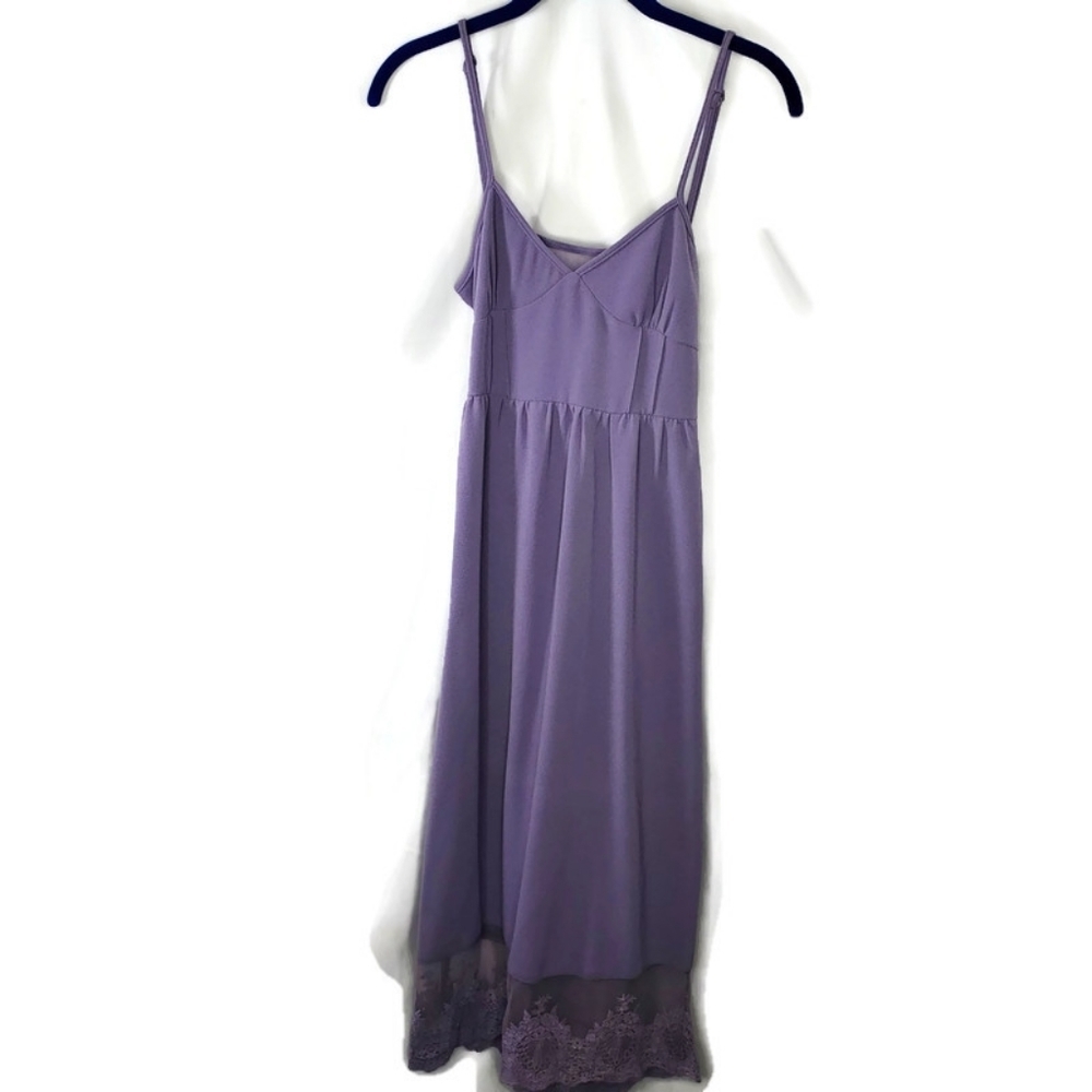 Tobi Open Back Purple Midi Dress Size Small Lace Hem and Back